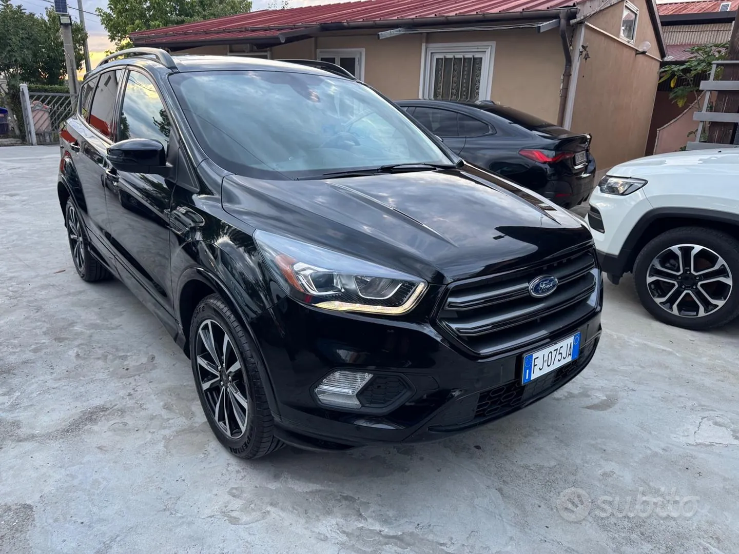 Ford Kuga 2017 photo 2