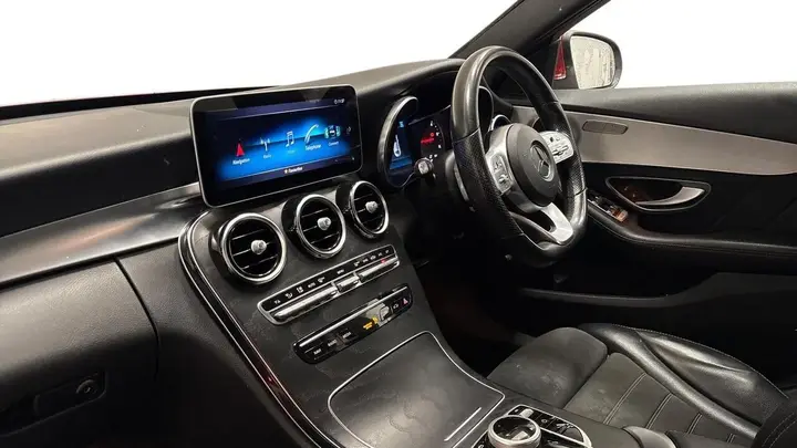 Mercedes-Benz C-Class 2019 photo 5