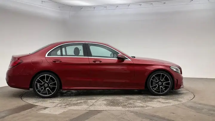 Mercedes-Benz C-Class 2019 photo 3