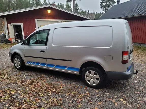 Volkswagen Caddy Maxi 2010 photo 3