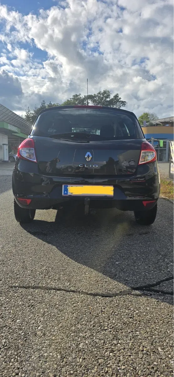 Renault Clio 2012 photo 3