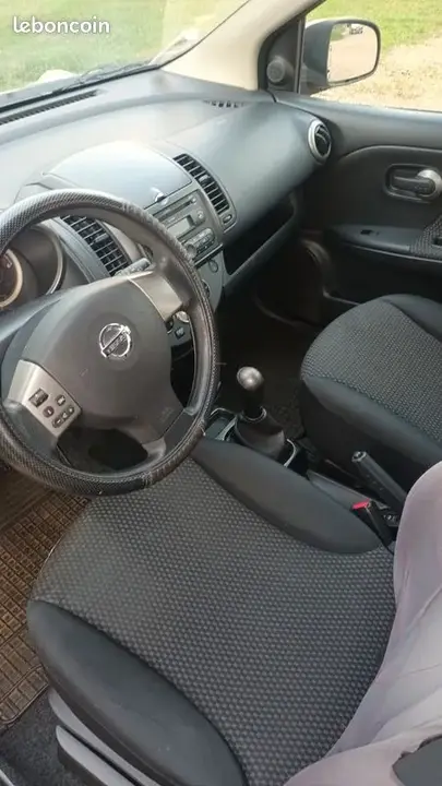 Nissan Note 2007 photo 3