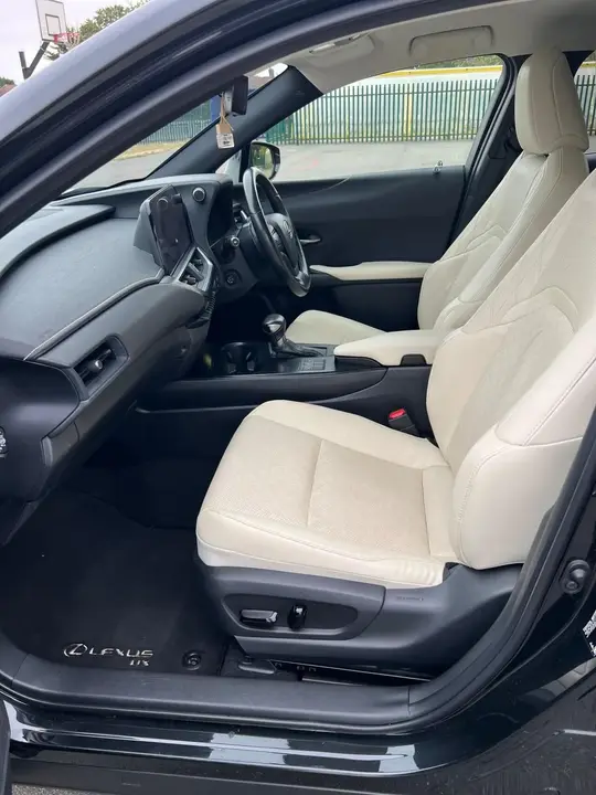 Lexus Ux 2022 photo 3