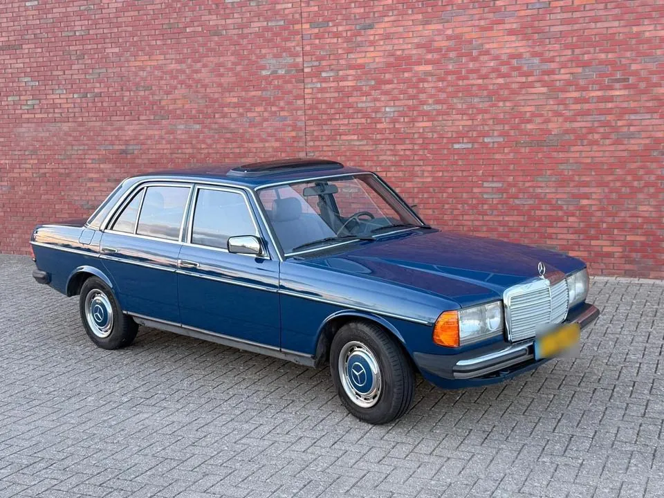 Mercedes-Benz W123
