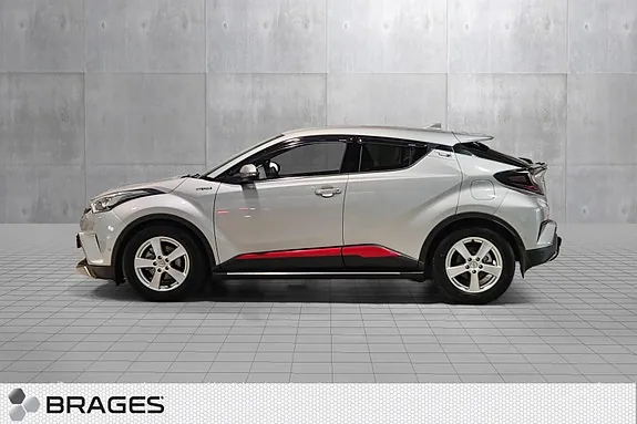 Toyota C-Hr 2017 photo 2