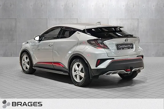 Toyota C-Hr 2017 photo 3