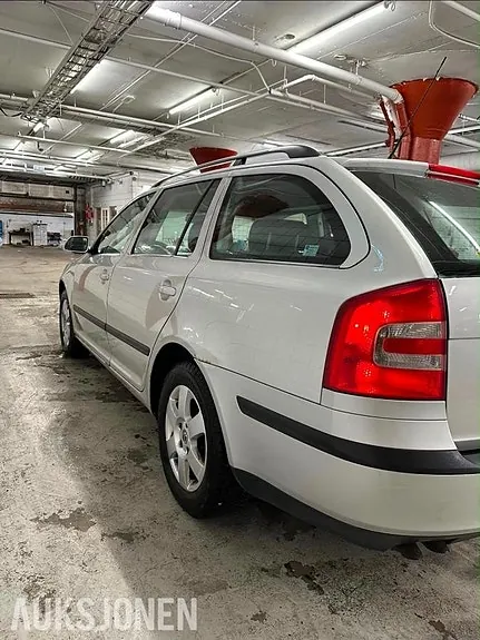 Skoda Octavia 2007 photo 5