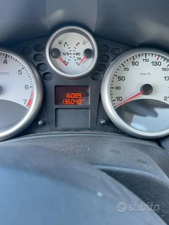 Peugeot 207 2009 photo 5