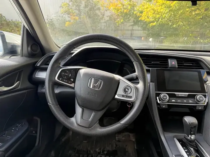 Honda Civic 2016 photo 5
