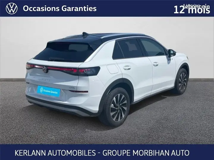 Volkswagen T-Roc 2026 photo 2