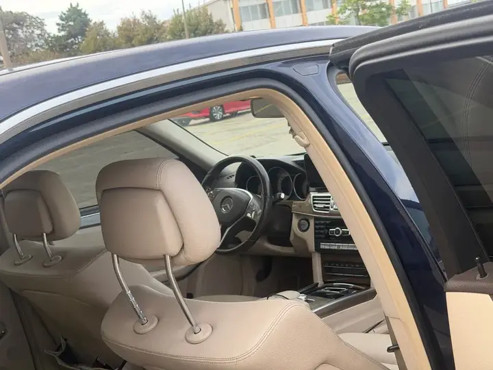 Mercedes-Benz E350 2014 photo 4
