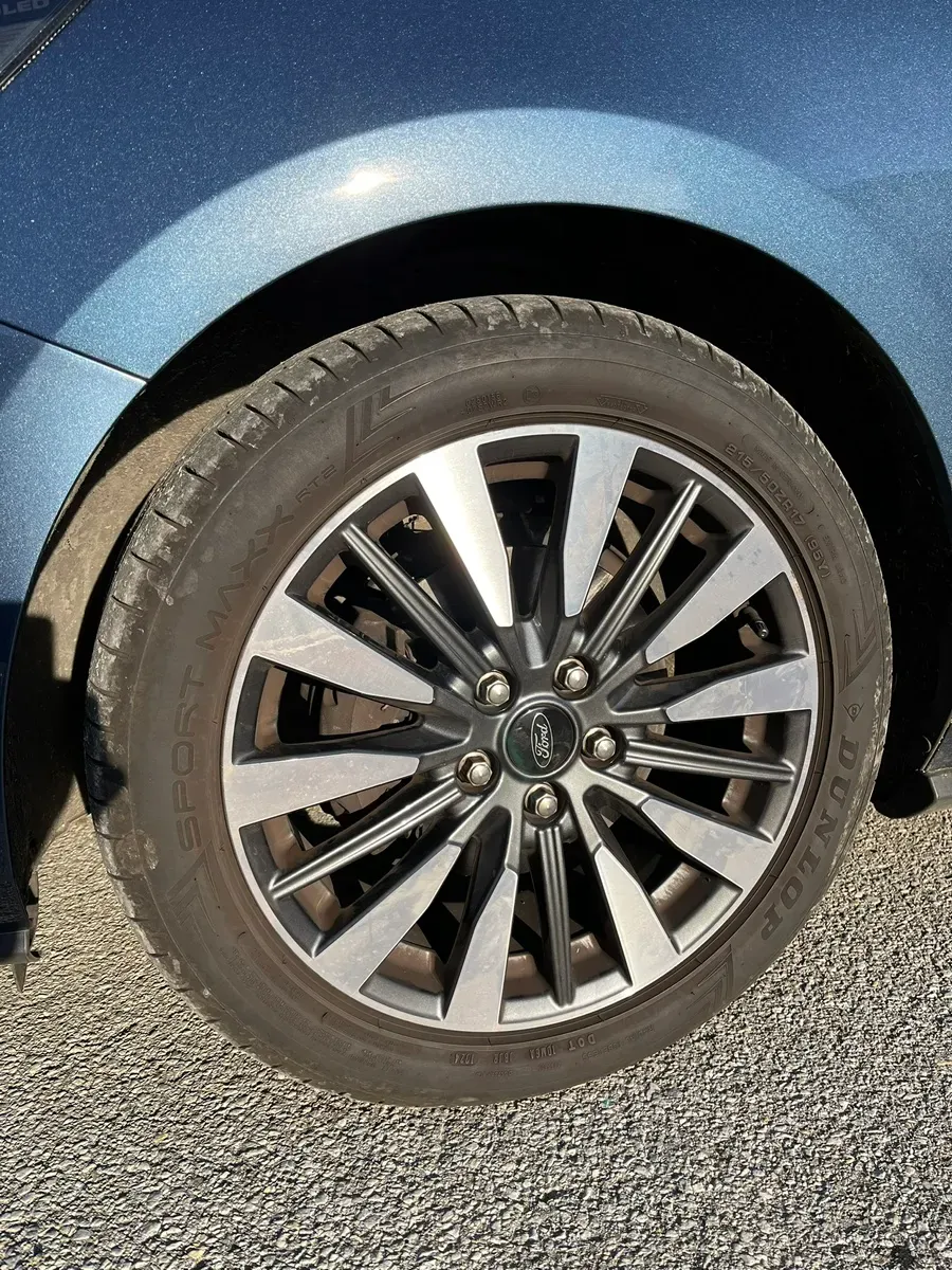 Ford Focus 2022 photo 2