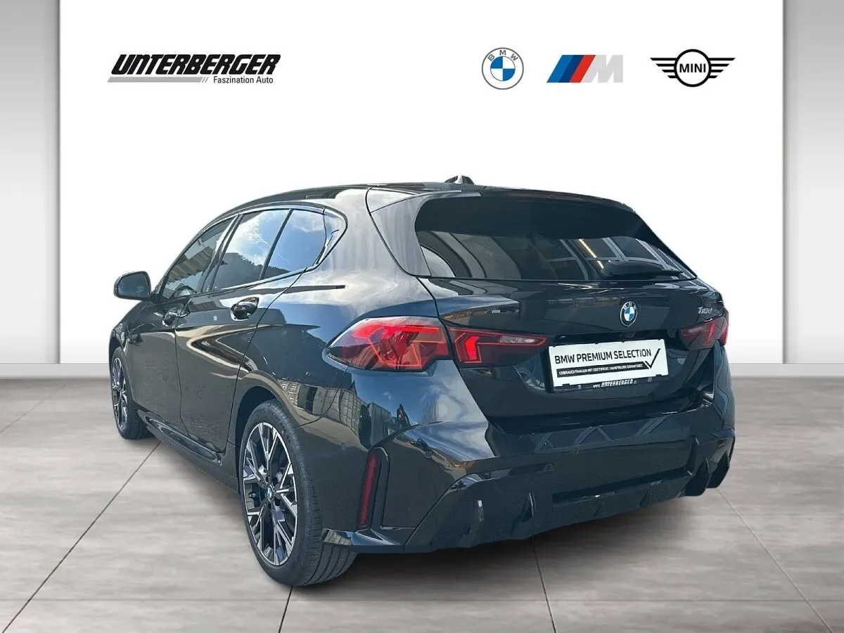 BMW 1 Series 2025 photo 3