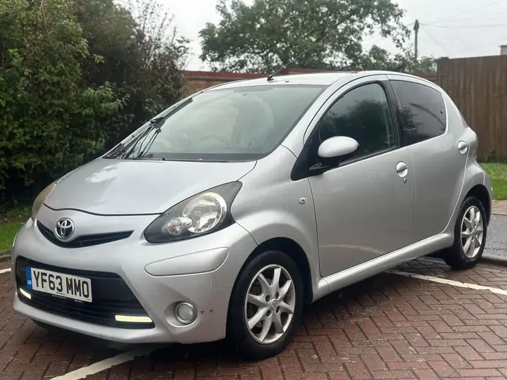 Toyota Aygo 2013 photo 3