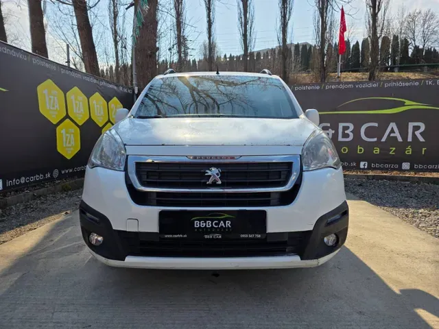 Peugeot Partner Tepee 2015 photo 2