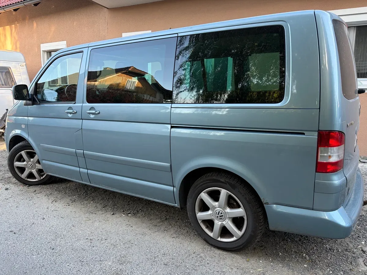 Volkswagen Multivan 2007 photo 3