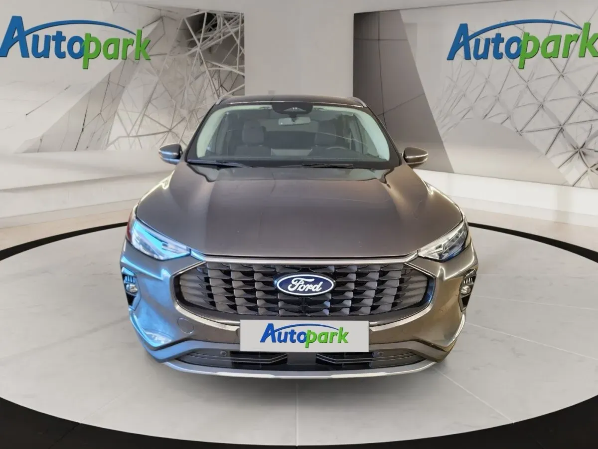 Ford Kuga 2024 photo 2