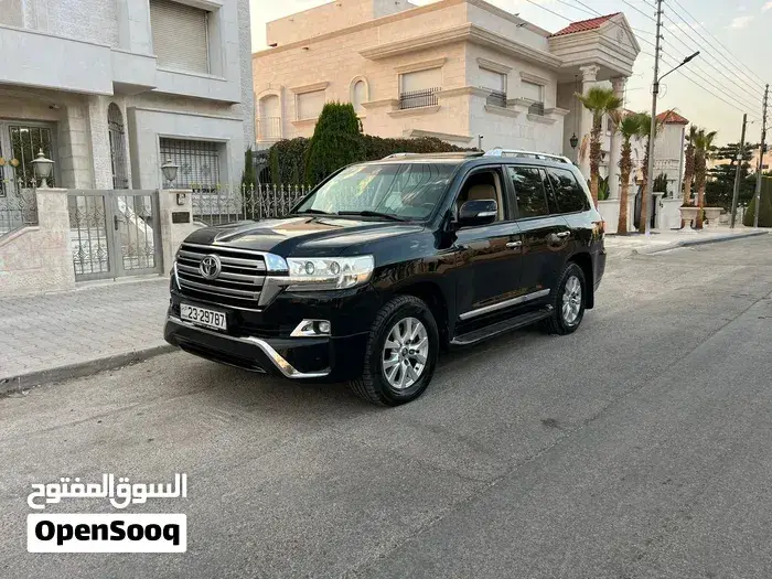 Toyota Land Cruiser 2016 photo 3