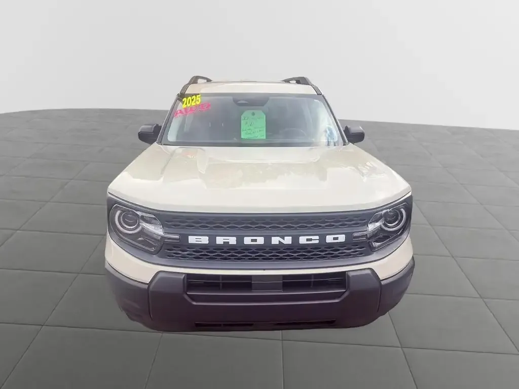 Ford Bronco Sport 2025 photo 2