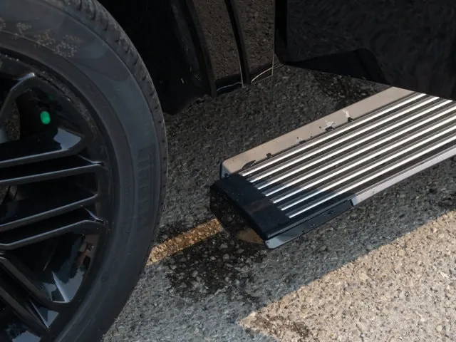 Jeep Grand Wagoneer 2026 photo 4