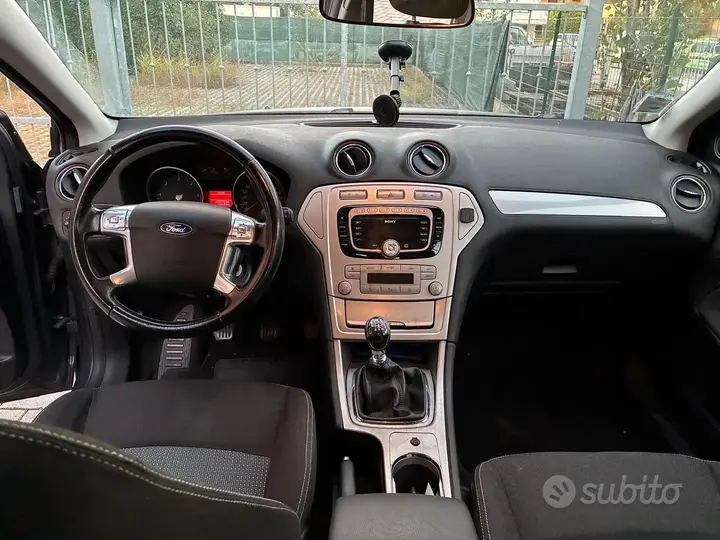 Ford Mondeo 2010 photo 5