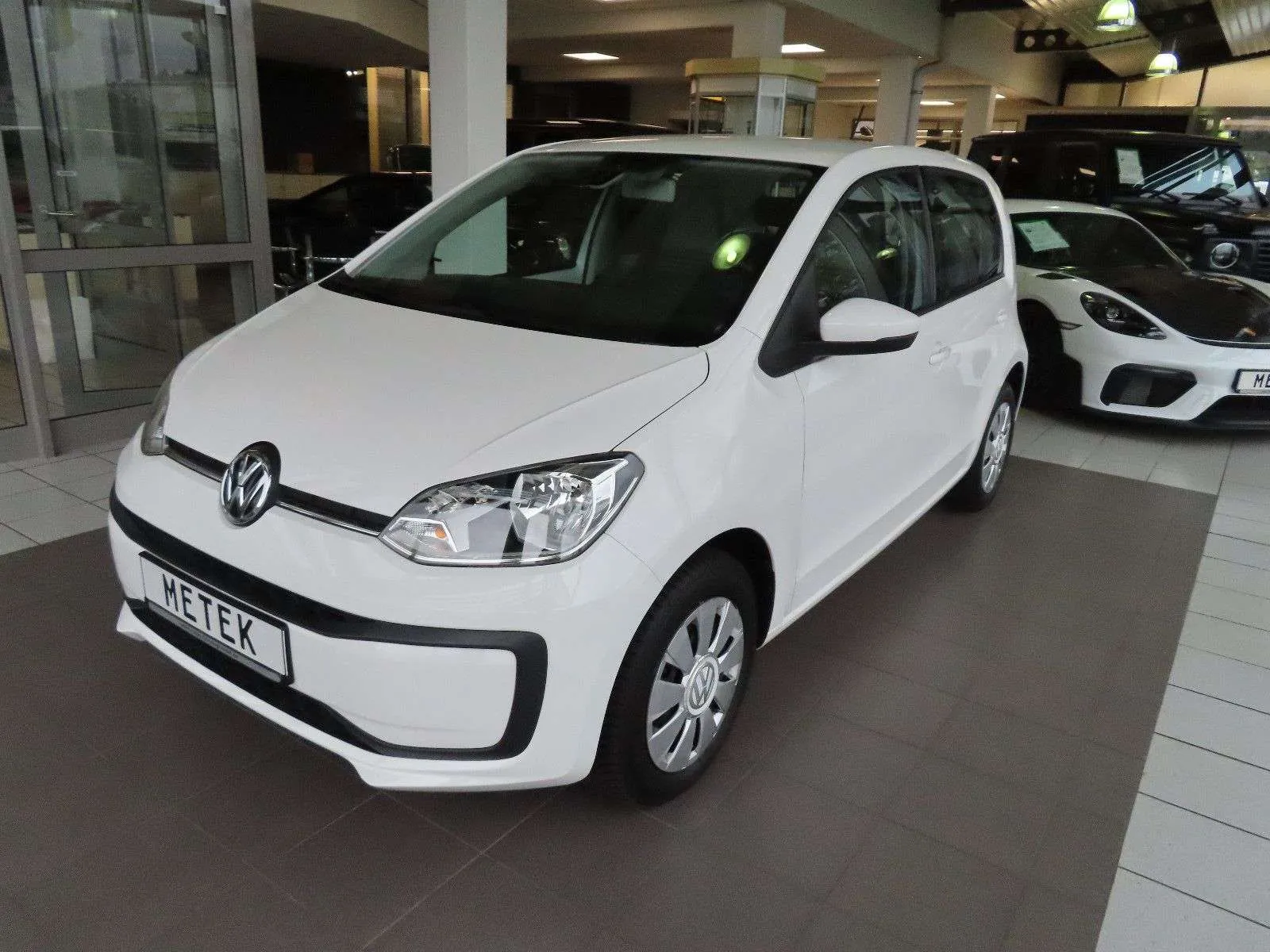 Volkswagen Up