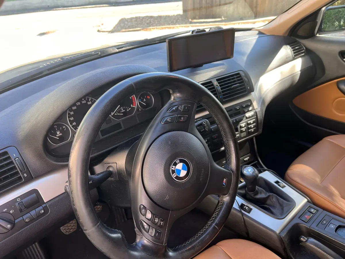 BMW 3 Series 2004 photo 3