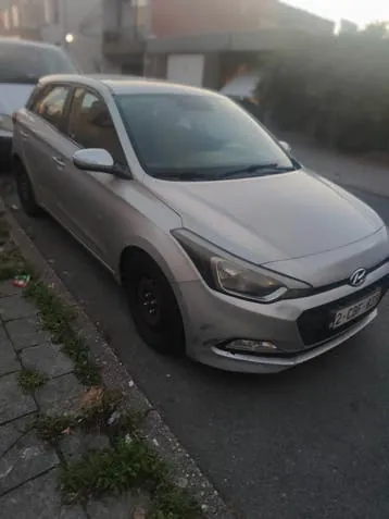 Hyundai I20