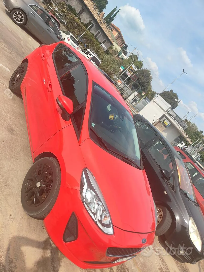 Ford Fiesta 2017 photo 2