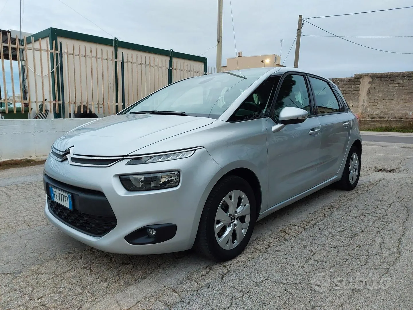 Citroen C4 Picasso 2016 photo 2