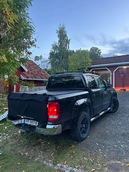 Volkswagen Amarok 2011 photo 2