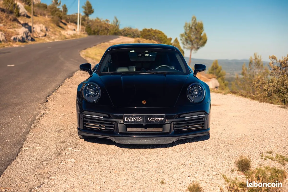 Porsche 911 2023 photo 3