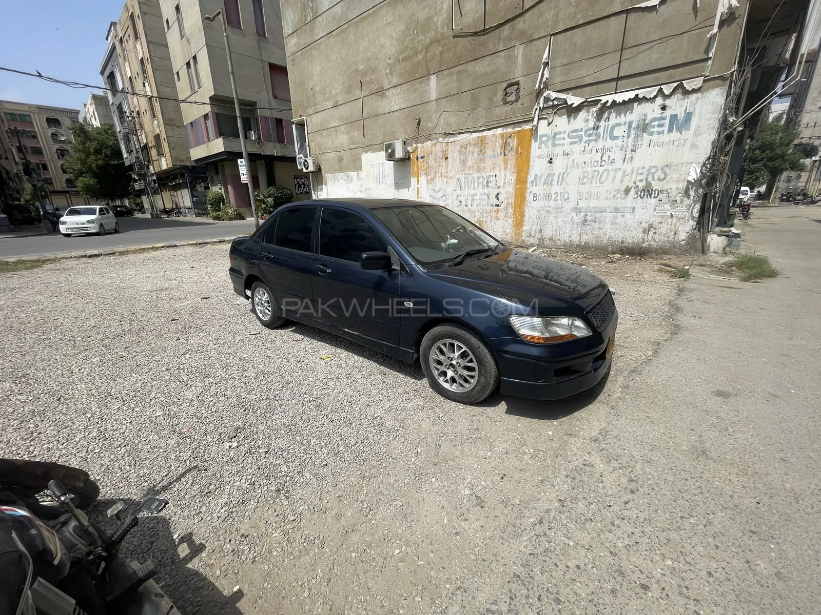 Mitsubishi Lancer
