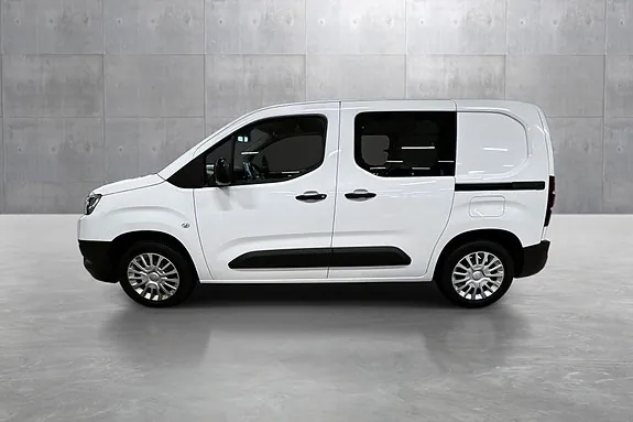 Toyota Proace City 2024 photo 2