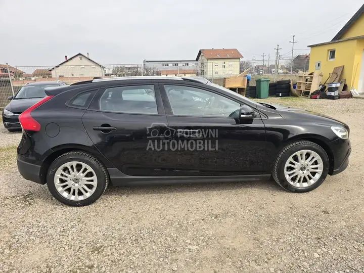 Volvo V40 2017 photo 4