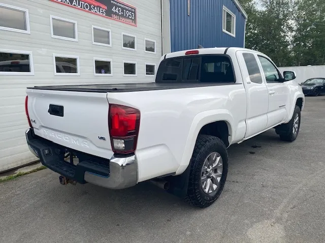Toyota Tacoma 2018 photo 4
