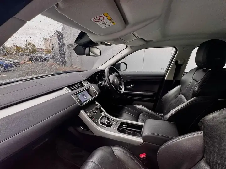Land Rover Range Rover Evoque 2018 photo 3