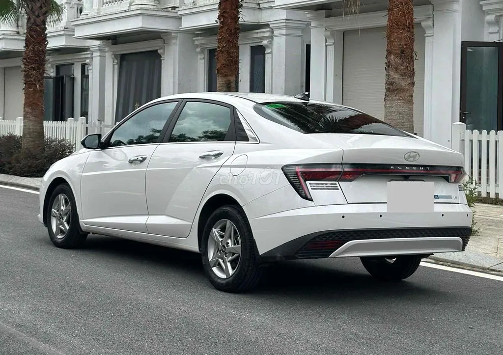 Hyundai Accent 2024 photo 3