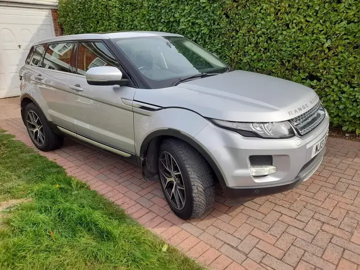 Land Rover Range Rover Evoque 2013 photo 2
