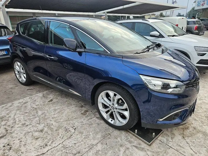 Renault Scenic 2018 photo 4