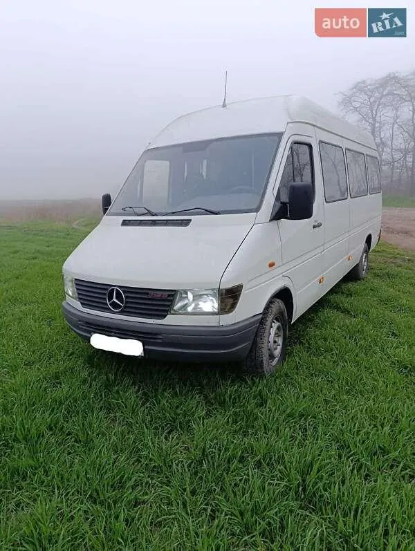 Mercedes-Benz Sprinter