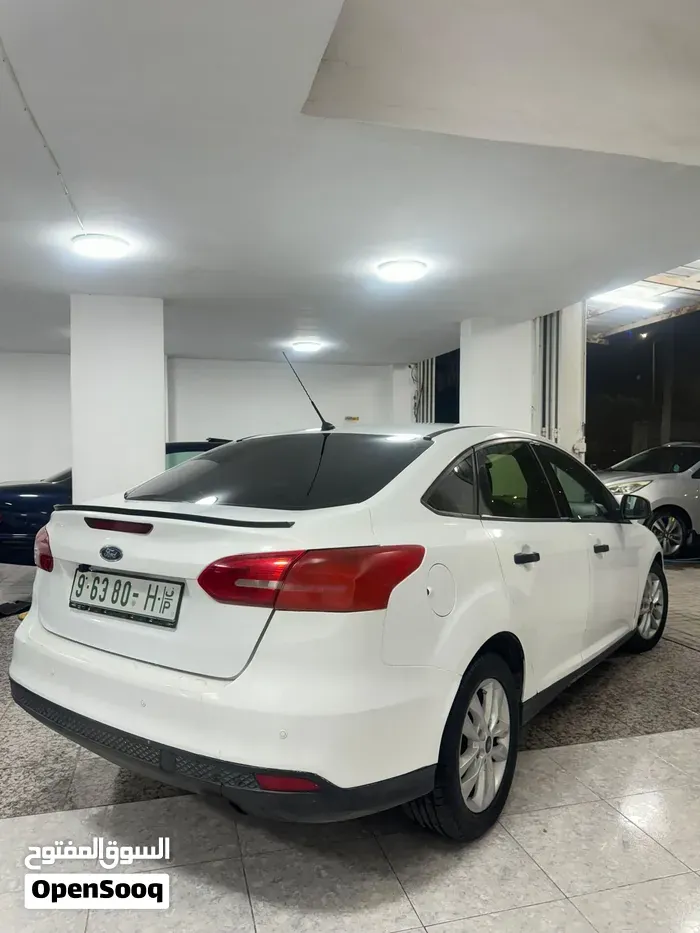 Ford Focus 2016 photo 2