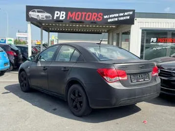 Chevrolet Cruze 2011 photo 3