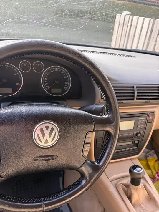 Volkswagen Passat 2004 photo 3
