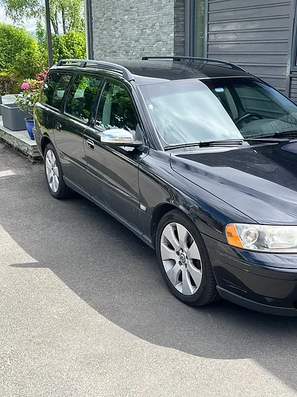 Volvo V70 2005 photo 2