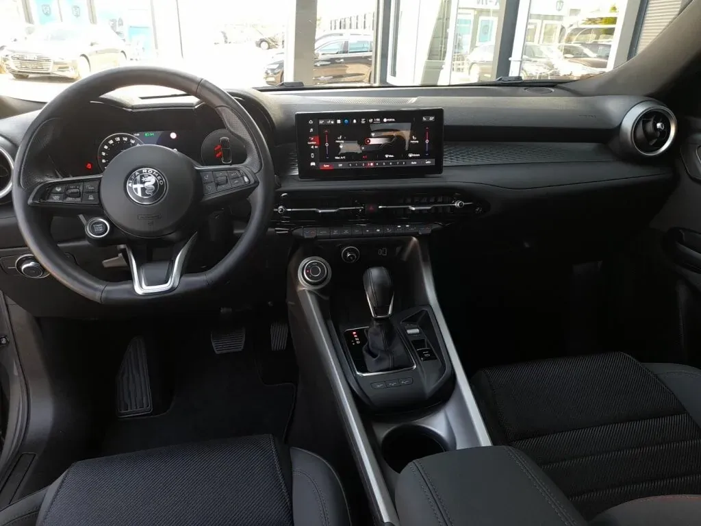 Alfa Romeo Tonale 2023 photo 3