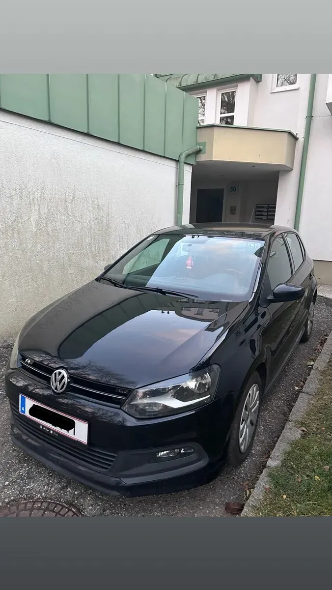 Volkswagen Polo 2013 photo 2