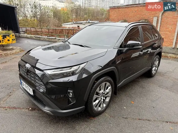 Toyota Rav4 2022 photo 3
