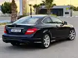 Mercedes-Benz C-Class 2011 photo 5