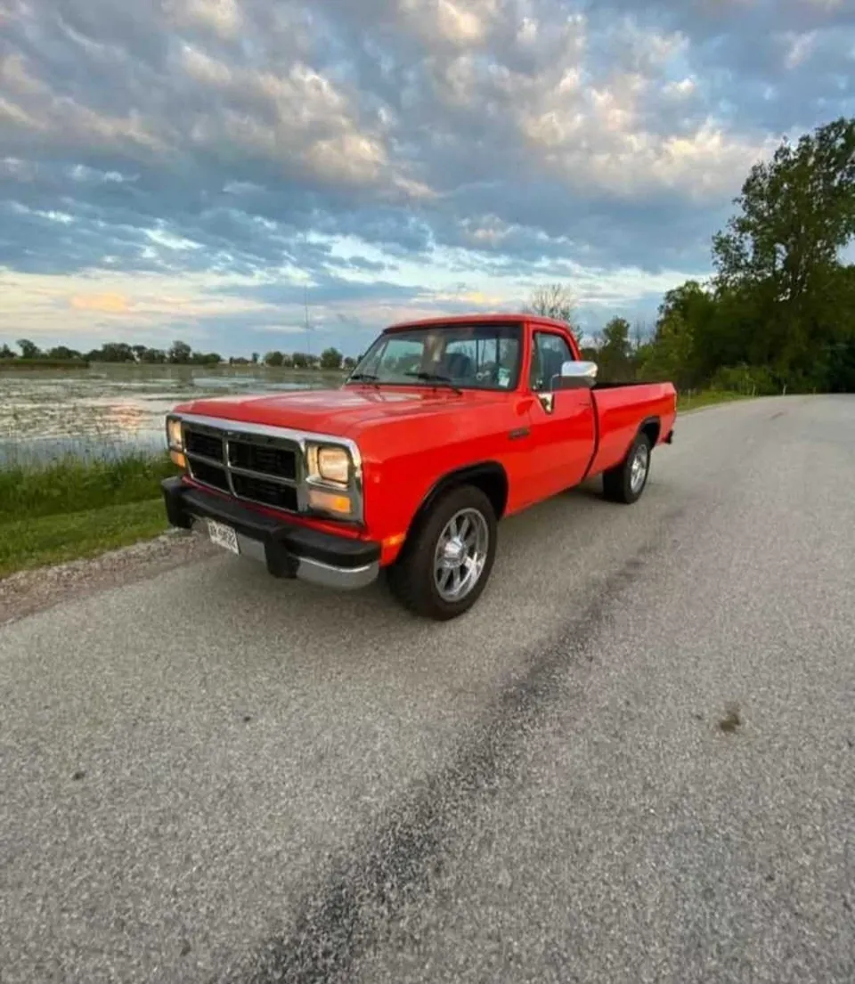 Dodge D250